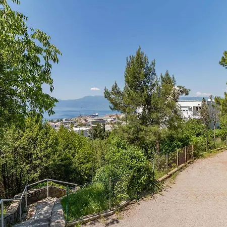 Amazing In With House Sea View Apartamento