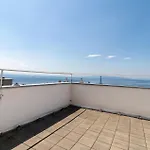 Amazing In With House Sea View *