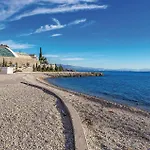 Amazing In With House Sea View *
