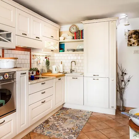 Apartment 1 Bedroom In Rijeka